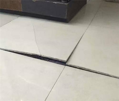 墙砖翘起的补救方法(墙砖翘起的补救方法图片) 墙砖翘起的补救方法(墙砖翘起的补救方法图片)