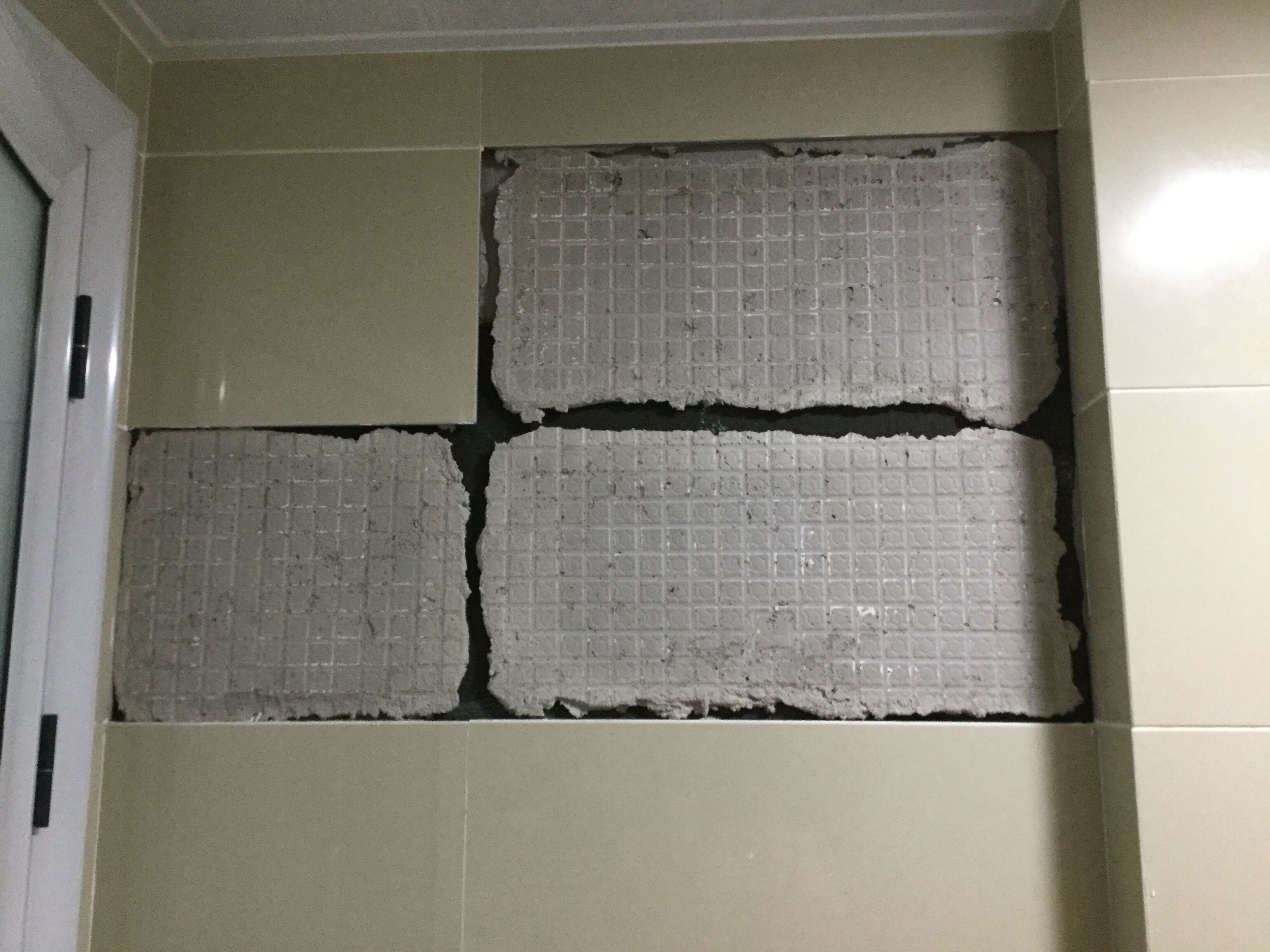 瓷砖空鼓怎么处理?(贴的瓷砖空鼓怎么处理)